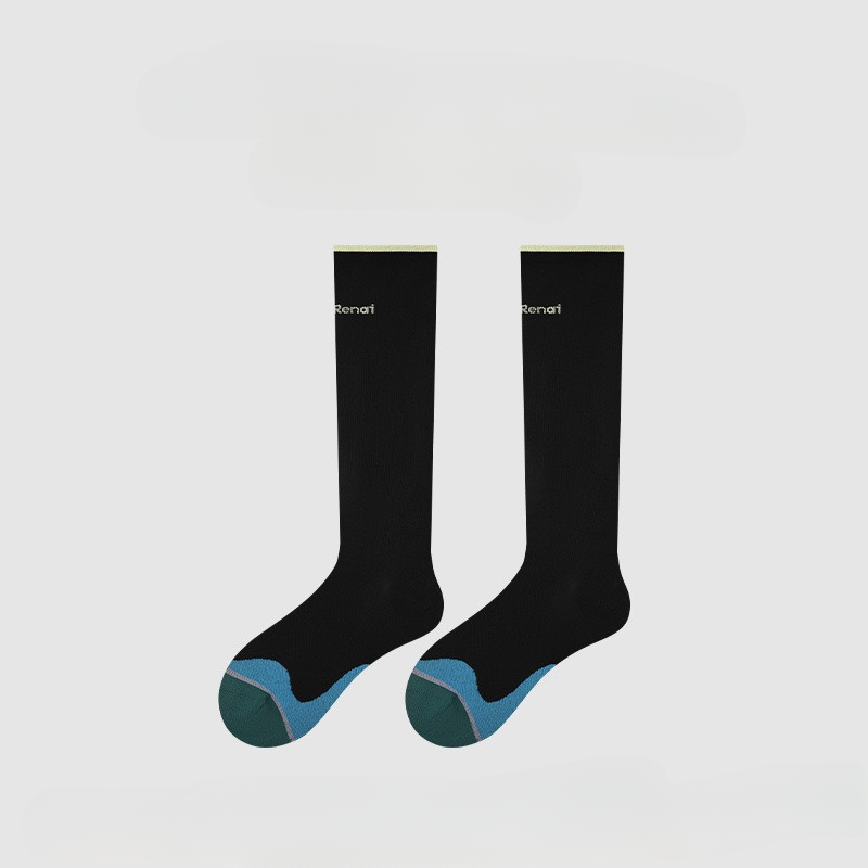 1-Pack Breathable and sweat-wicking compression socks